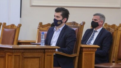 Премиерът Кирил Петков поиска оставката на министъра на отбраната Стефан