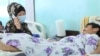 «Ему очень больно». Кыргызстанец, которому сломали ребра и ноги в полиции Алматы, вернулся на родину