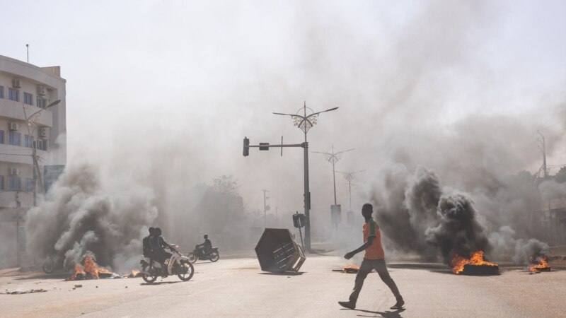 Nakon državnog udara Afrička unija suspendirala Burkinu Faso