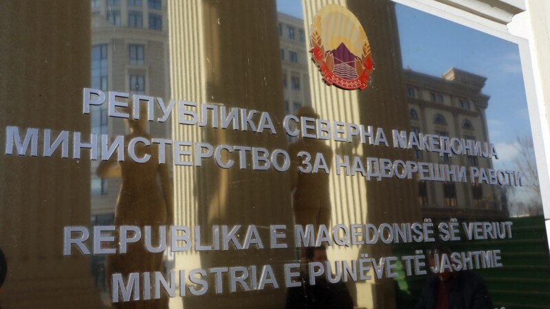 Opozvan makedonski ambasador u Pragu zbog lažnog predstavljanja supruge