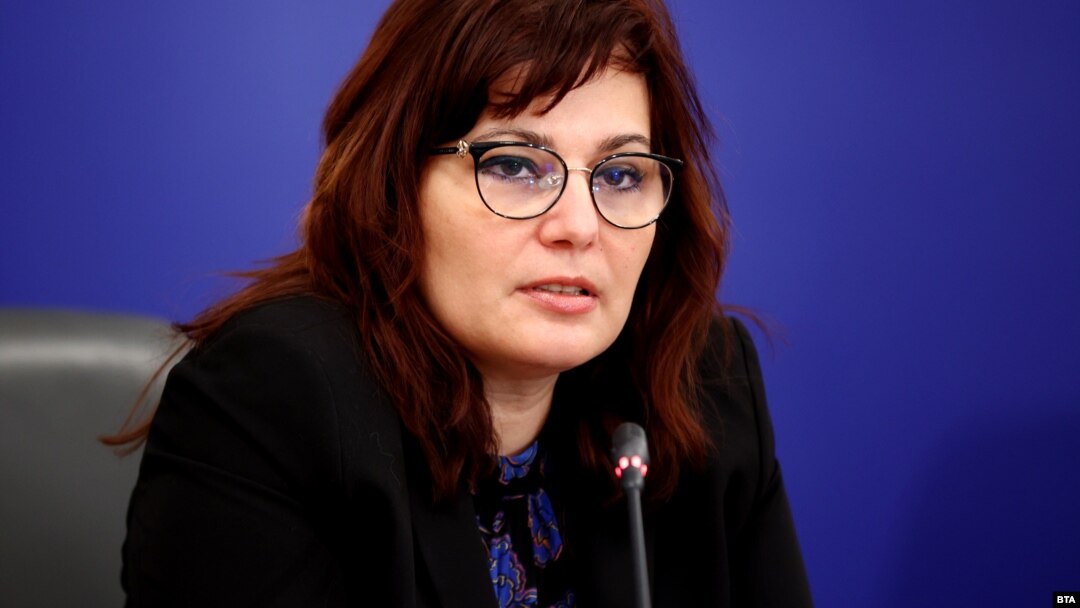 Bulgaria's health minister, Asena Serbezova, announced that the country's Medical Supervision Agency would look into the incident and called the woman's death "unacceptable." There are still those calling for her firing, however.