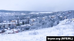 Погода в Криму: сніг у Сімферополі (фотогалерея)