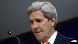 ABŞ-nyň döwlet sekretary Jon Kerry, Hindistanyň Gandhinagar şäheri, 12-nji ýanwar, 2015