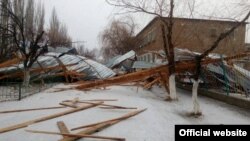 Чоң-Алайдагы Алайчы уулу Сайит орто мектеби.
