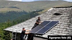 Programul Casa Verde Fotovoltaice debutează cu înscrierea persoanelor fizice din regiunea Bucureşti-Ilfov