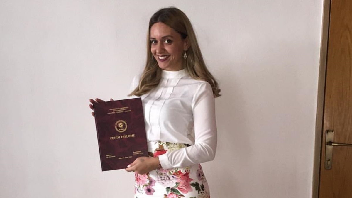 Kosovo's Beleaguered Minorities: Three Degrees And Another On The Way, But Still No Job - Vimarsana News