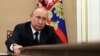 Рейтинг Путина снизился после начала мобилизации – "Левада"