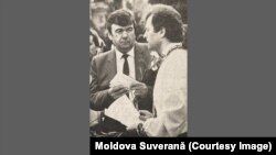 Ion Hadârcă și Mircea Snegur la Marea Adunare Naționala, din 27 August 1991