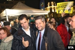  Кирил Петков и Христо Иванов на митинга 