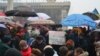 На Эўрамайдане правялі флэшмоб у падтрымку тэлеканалу «Дождж»