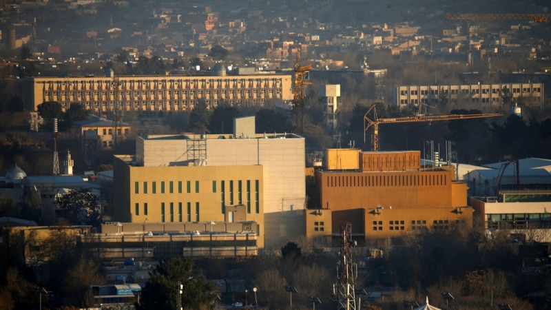 کابل کې د امریکا سفارت '۱۱۴ کارکوونکي' په کرونا وبا اخته شوي او یو مړ دی