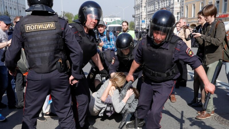 بیش از یک‌هزار نفر در اعتراضات خیابانی به پوتین بازداشت شدند