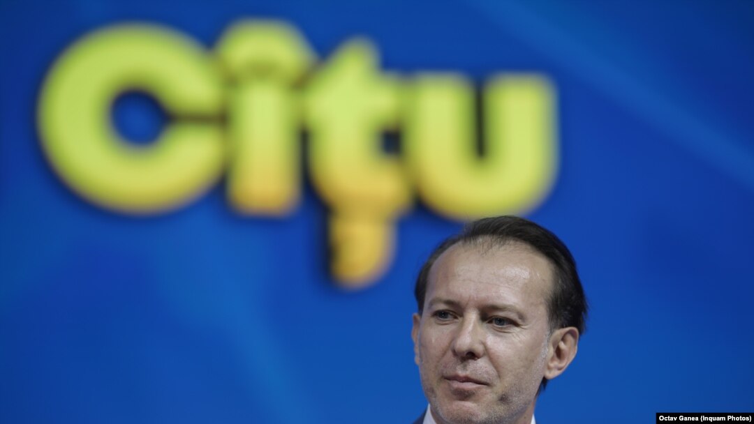 Florin Cîțu, ales în septembrie 2021 ca președinte al PNL, a demisionat din această funcție sâmbătă. Fost premier și, în prezent, președintele Senatului, rămâne de văzut cât va mai ocupa și această funcție.