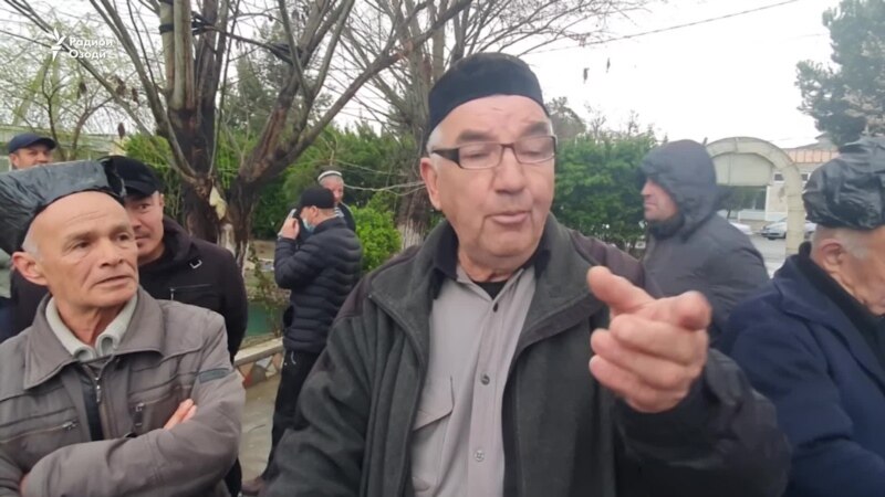 Жители Шайхбурхона требуют восстановить здание чайханы