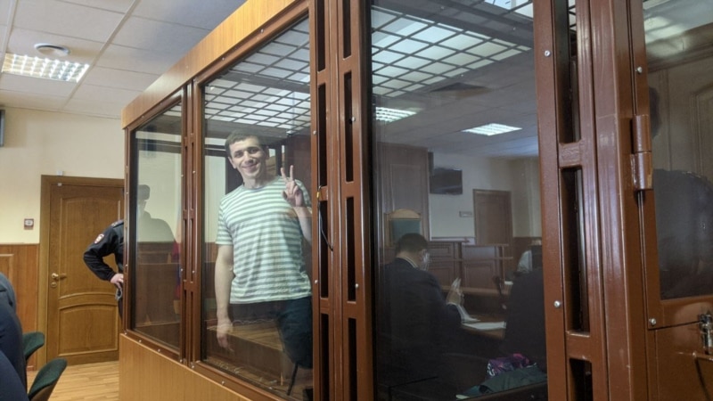 В Архангельске осуждённому за клип Rammstein Боровикову снизили срок в колонии на 1 день