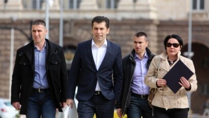 Премиерът Кирил Петков даде в понеделник повторни показания по досъдебното