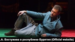 Сергей Левицкий на репетициях драмтеатра Бурятии