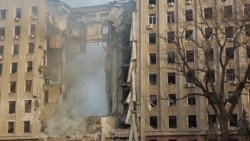 Clădirea administrativă din Nikolaev după bombardamentul rușilor de marți.