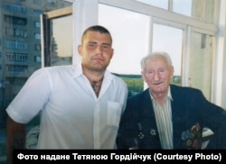 Сергій Гордійчук з онуком Олександром