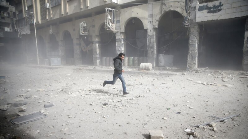 Во напади во близина на Дамаск загинале најмалку 45 цивили