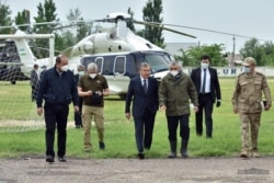 Президент Ш.Мирзиёев Сардоба тўғони ўпирилган 1 май куни ҳам Сирдарёга сафар қилган эди.