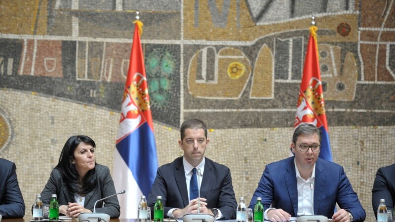 Бајер: Без сериозност на Србија и Косово, ЕУ интеграциите одат ад акта