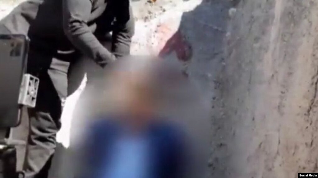 نمایی از ویدئوی اعتراف‌گیری توسط مأموران موساد در خاک ایران