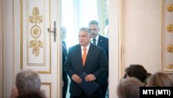 Karl Nehammer și Viktor Orbán s-au întâlnit de mai multe ori în acest an pe tema migrației. După ultima întâlnire, România a devenit vinovată de valul migraționist din Austria.