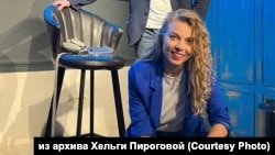 Helga Pirogova az aktivistáknak gyűjtő jótékonysági eseményen