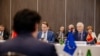 Evropski komesari Žozep Borelj (desno) i Oliver Varhelji, na sastanku u Podgorici 14. jula 2022. Sede preko puta Dritana Abazovića premijera kom je 20. avgusta 2022. izglasno nepovjerenje. 