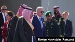 Američki predsjednik Joe Biden na Kralj Abdulaziz aerodromu u Džedi 16. juli 2022.