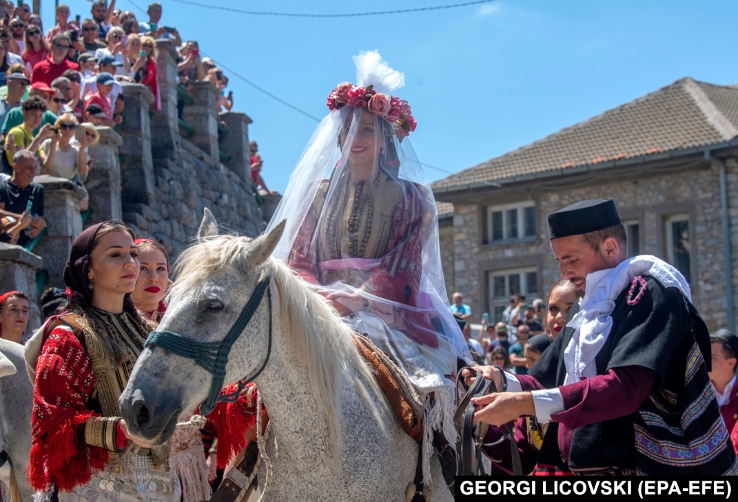 Complete List of Macedonian Wedding Traditions & Customs