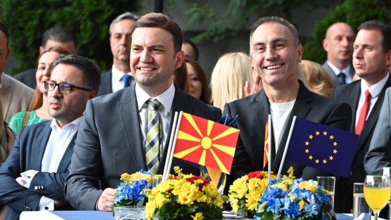 Министрите од ДУИ упатија честитки за годишнината од Охридскиот договор