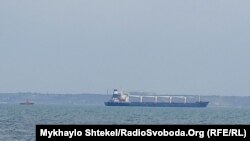 Сьогодні з порту «Одеса» вийшло перше судно з українським продовольством. 