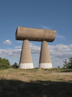 Памятник шахтерам-партизанам в Митровице (1973). Скульптор Богдан Богданович