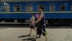 Эхо войны: украинская семья живет в вагоне поезда