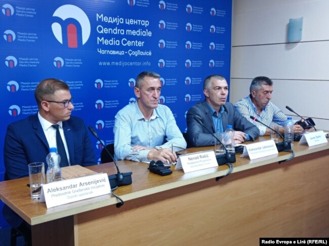 Debati në Qendrën Mediale në Çagllavicë.