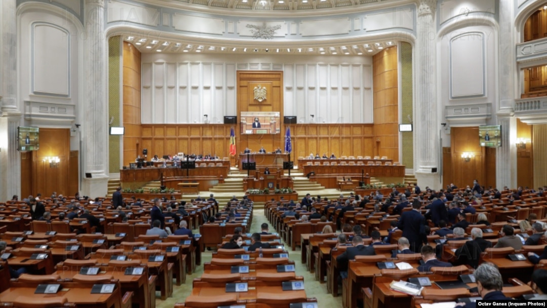 În atacul cibernetic de la Camera Deputaților au fost copiate peste 300 de documente, majoritatea cu caracter public, dar și unele cu caracter personal, a spus ministrul Cercetării, Inovării și Digitalizării, Bogdan Ivan.