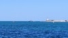 Российский патрульный корабль с обгоревшим бортом зашел в Севастополь (+видео)