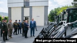 ტექნიკის გადაცემის ცერემონია