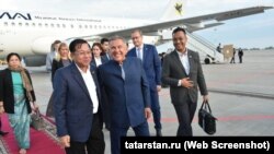 Мин Аун Хлайна белән Рөстәм Миңнеханов