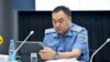 Министр Ниязбековдун кармалган журналисттер боюнча маеги ЖКда сынга алынды