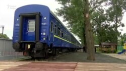 Egy vonat lett az otthonuk a háború miatt kimenekített ukránoknak