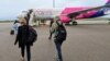 Compania ungurească Wizz Air și-a suspendat toate zborurile de pe Aeroportul Internațional Chișinău începând cu data de 14 martie, invocând motive de securitate ale spațiului aerian din regiune. 