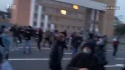 Villanógránátokkal oszlattak a rendőrök Minszkben