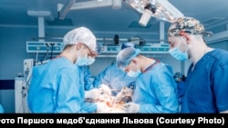 У разі тривалого відключення світла в Україні призупинять планові госпіталізації та операції у лікарнях, щоб не перевантажувати медзаклади, зазначили в МОЗ