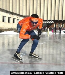 Eduard Novak, fost patinator viteză, pe pista de viteză din Miercurea Ciuc, reamenajată recent.