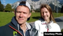 Лыжник Сергей Долидович с дочерью Дарьей, которую отстранили от участия в международных соревнованиях 