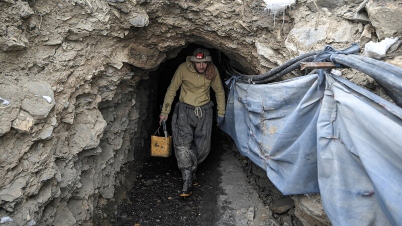   تیمی از متخصصان ازبیکستان، معادن آهن و نقره در پریان پنجشیر را سروی کرده است