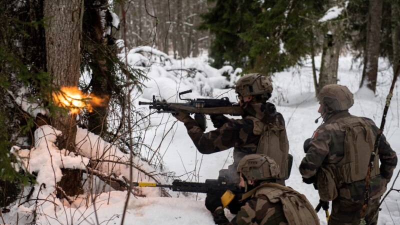NATO-ja stërvitet për luftim dimëror në derë të Rusisë